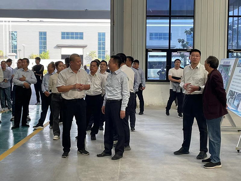 市委组织部及市工业会议领导来 我们公司参观指导工作！